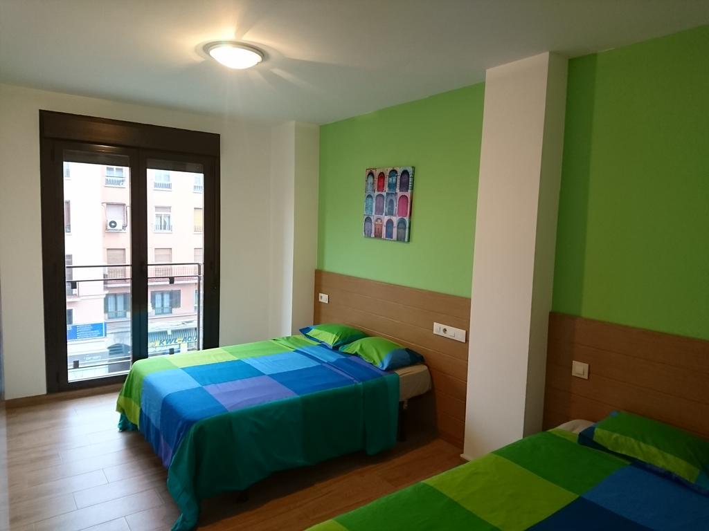 Cinque Terre Apartments Мадрид Екстер'єр фото